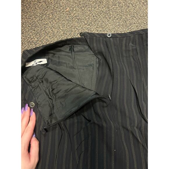 2 Pairs of Jaeger Skirts, 1 Size 10 Black, 1 Size 12 Red - Picture 2 of 7